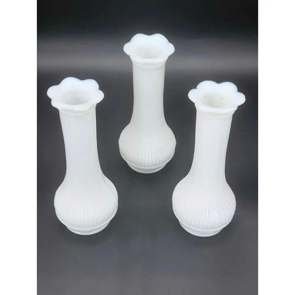 Set of 3 Vintage Carr-Lowrey CLG Co White Milk Glass Ribbed Bud Vases 6.5